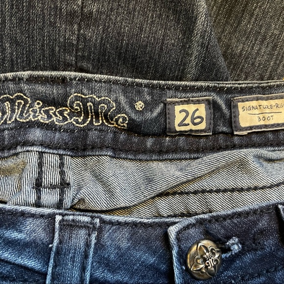 Miss Me Signature Rise Embellished Jeans Size 26 - Picture 8 of 14